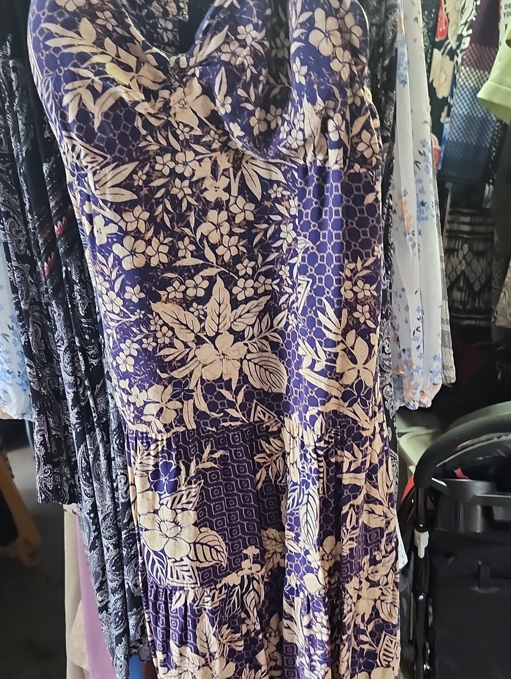 Floral Print Sleeveless Maxi Dress in Purple and Cream